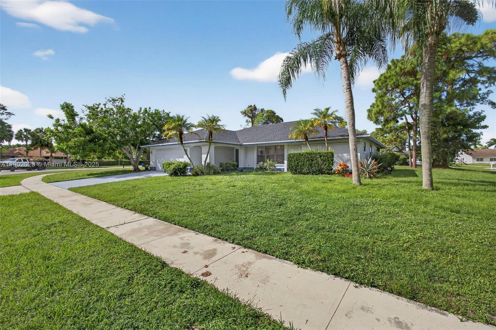 100 Miramar Ave, Royal Palm Beach FL 33411 photo 3