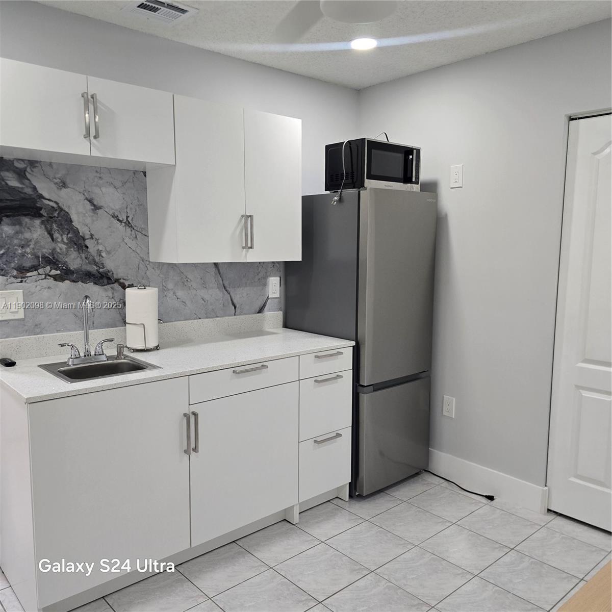 21431 SW 88th Ave, Cutler Bay FL 33189 photo 4
