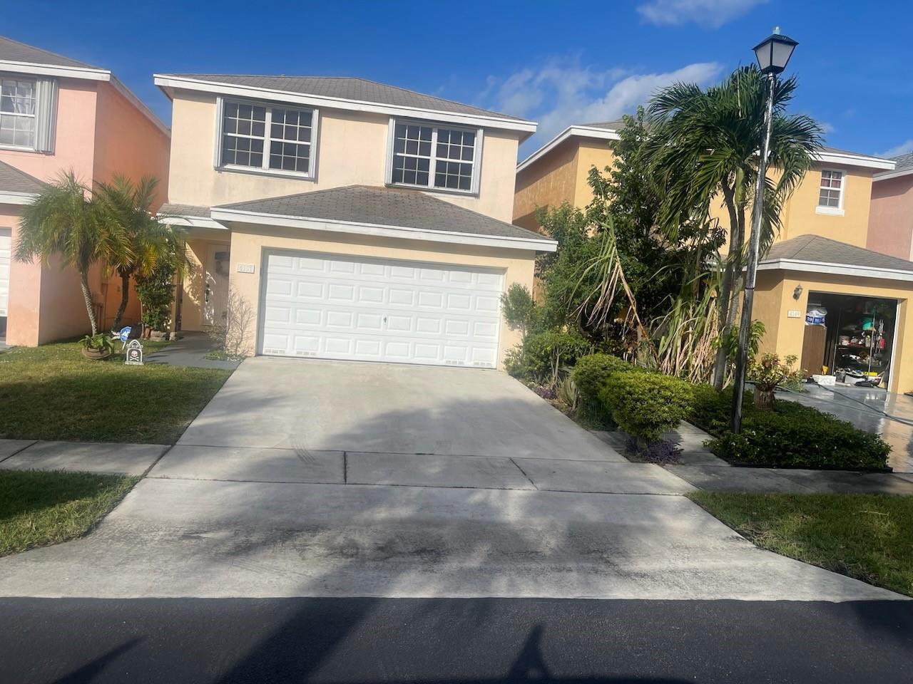 4151 Eastridge Circle, Deerfield Beach FL 33064