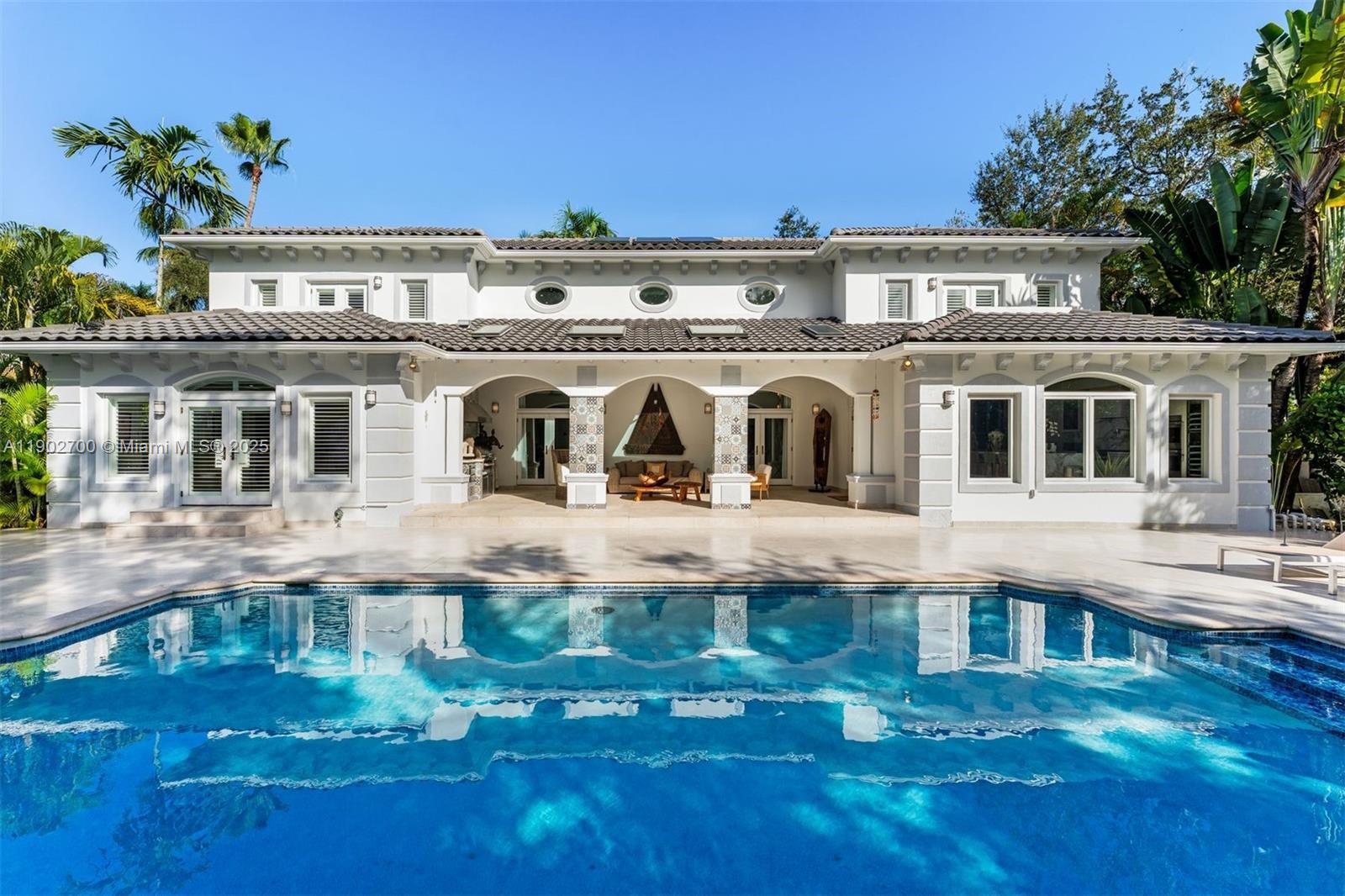 5770 SW 100th St, Pinecrest FL 33156