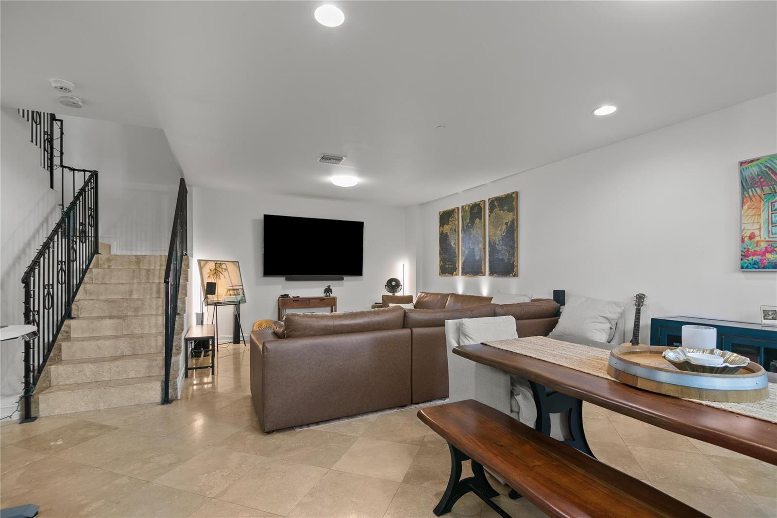 732 NE 15th Avenue, Fort Lauderdale FL 33304 photo 2