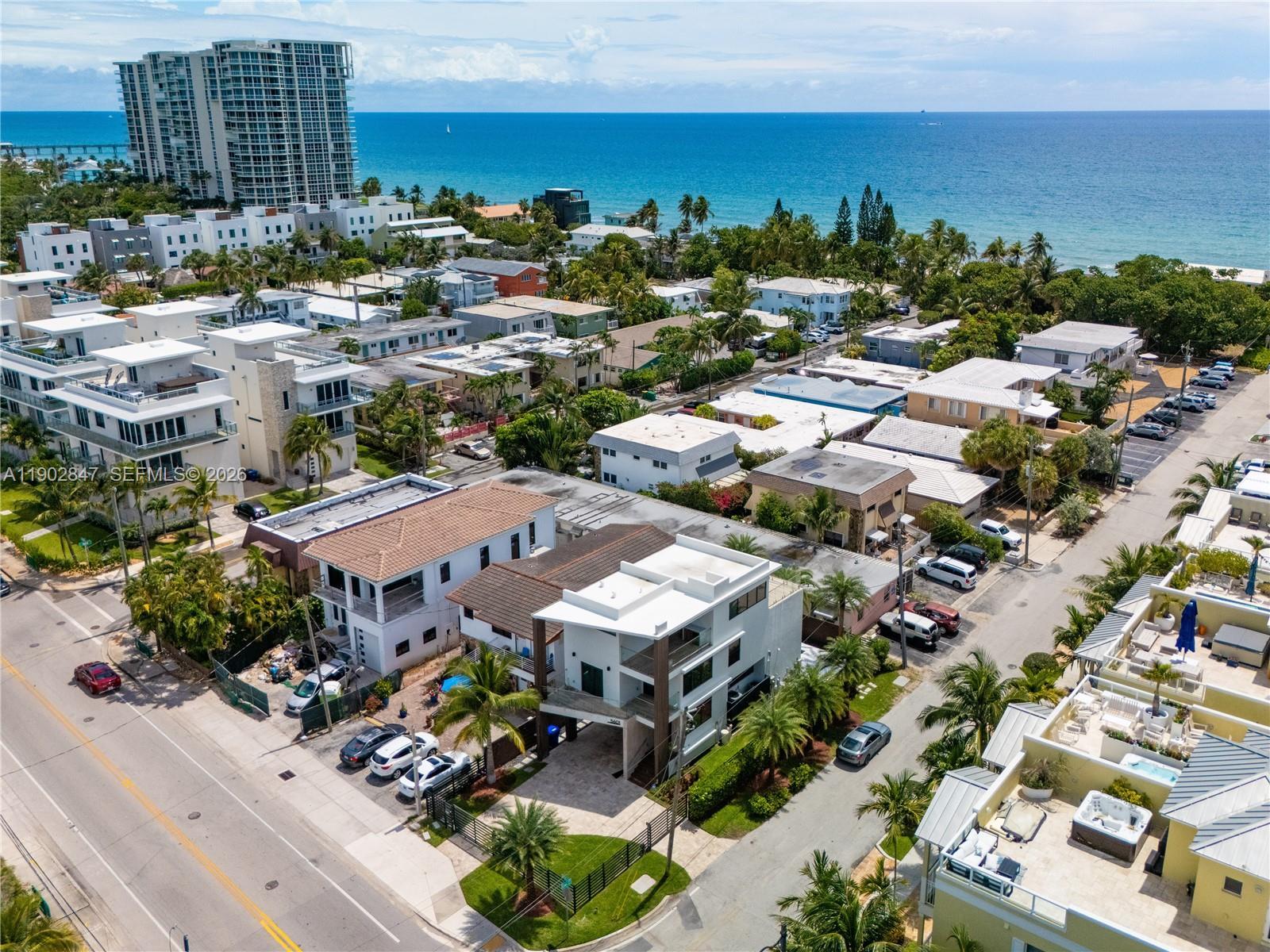5601 N Ocean Dr, Hollywood FL 33019 photo 2