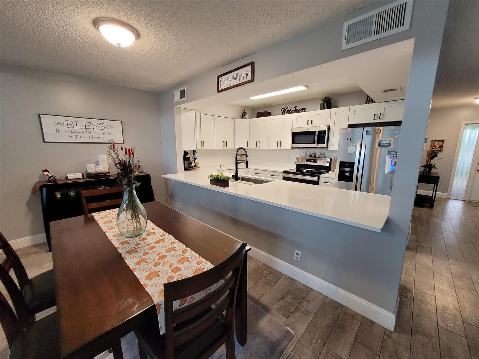 1146 N University Drive, Plantation FL 33322 photo 3