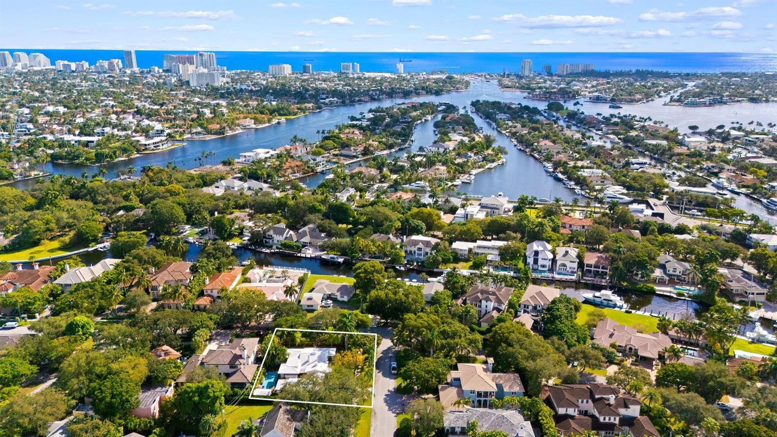 1252 N Rio Vista Boulevard, Fort Lauderdale FL 33301 photo 2