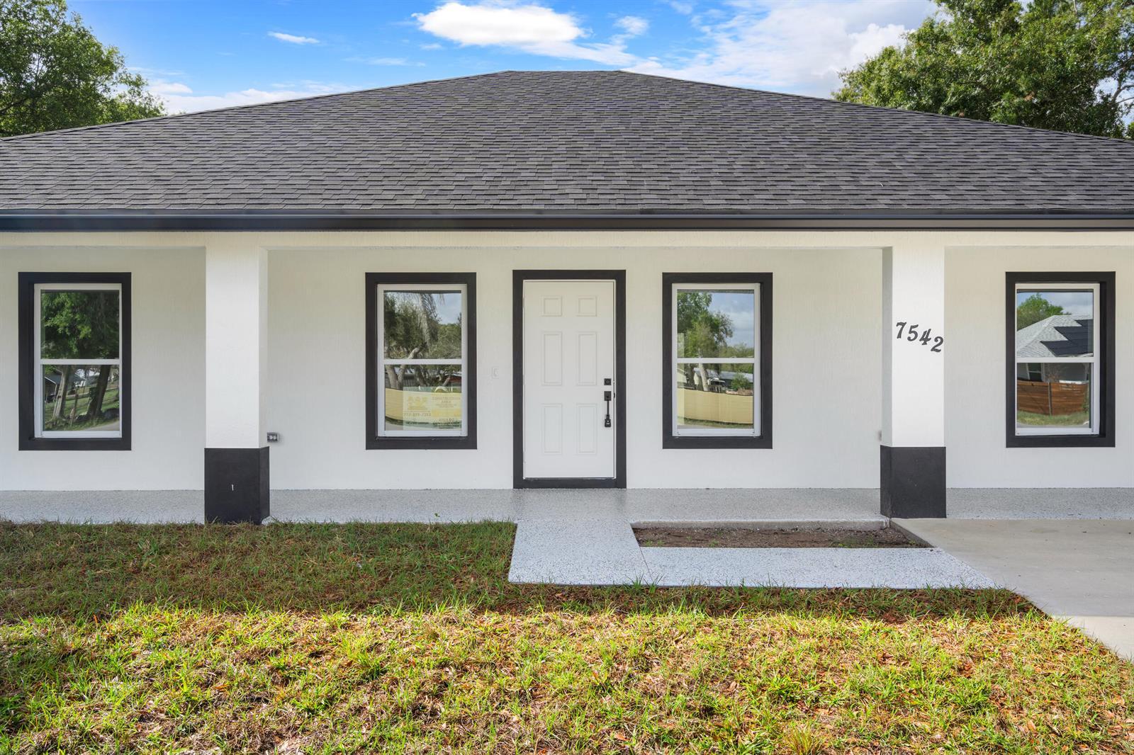 7542 NW 83rd Court, Okeechobee FL 34972 photo 2