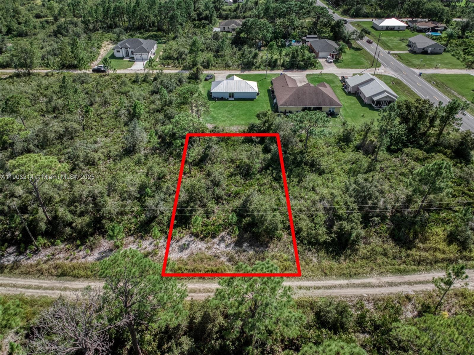 262 Oriole Avenue, Sebring FL 33870 photo 3