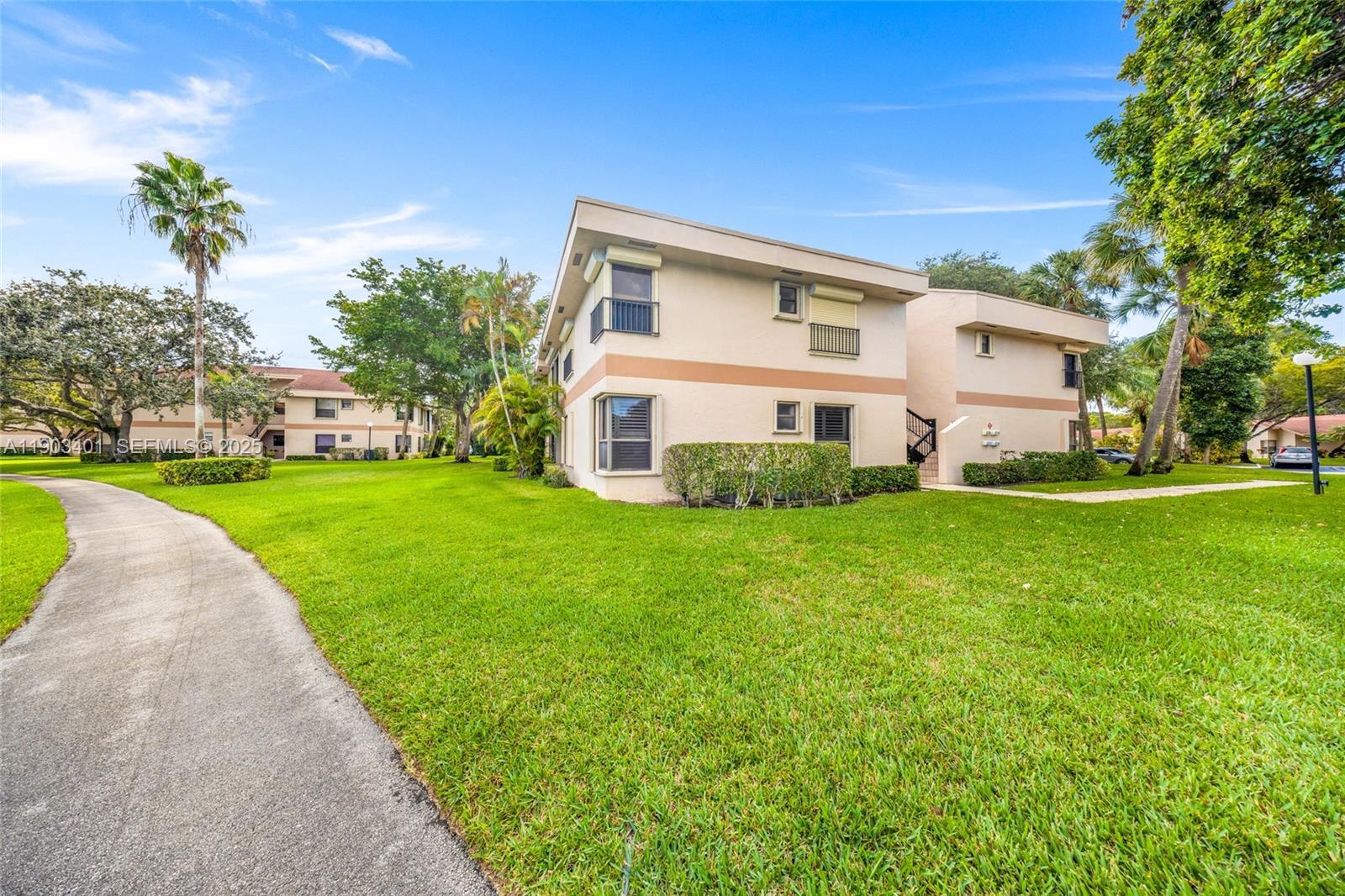 2741 S Carambola Cir S # 1916, Coconut Creek FL 33066 photo 4