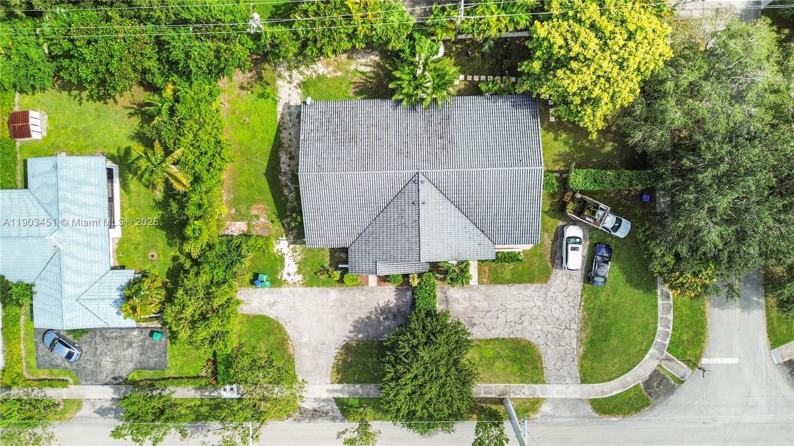 12193 SW 82nd Ave, Pinecrest FL 33156