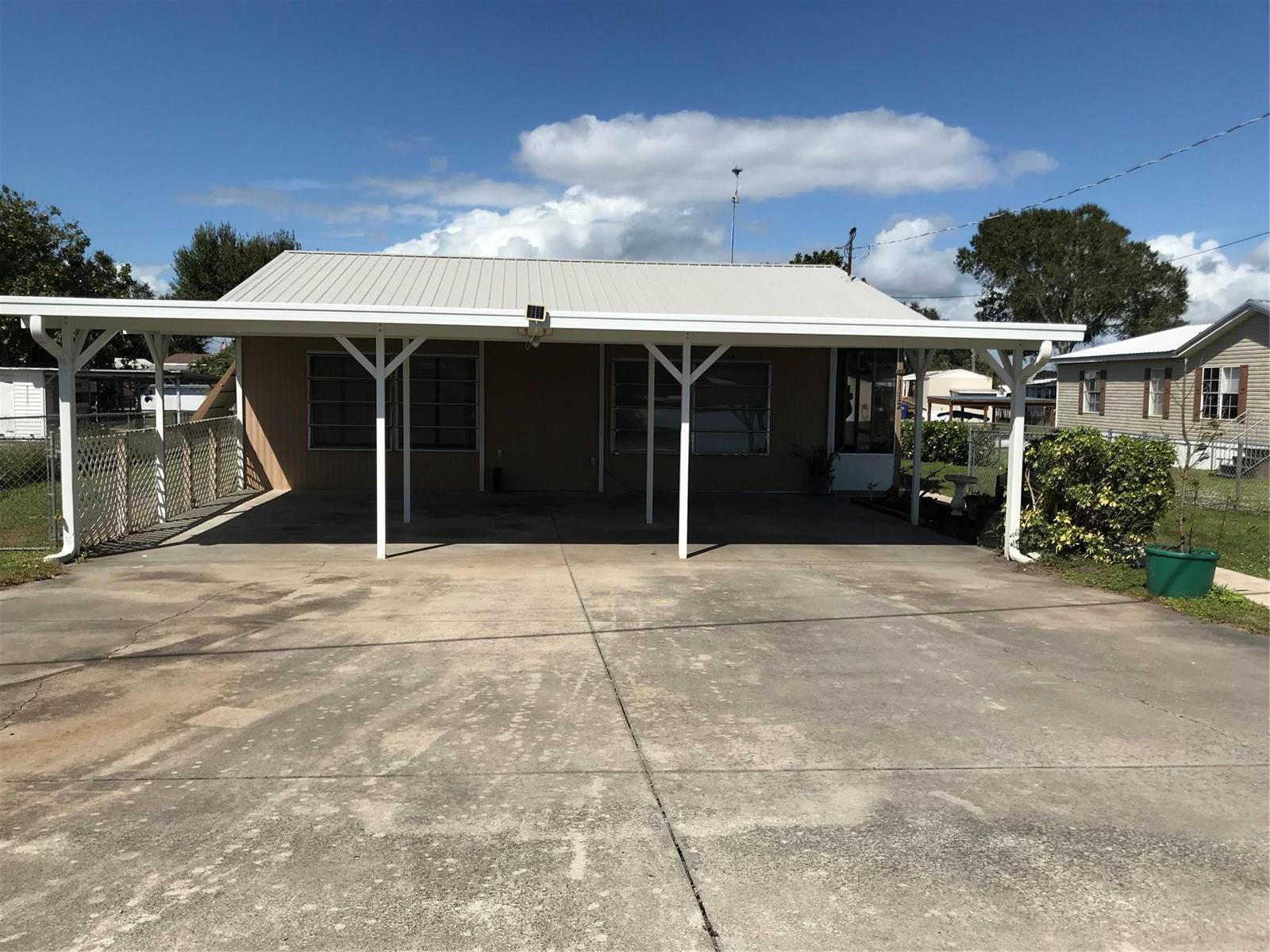 1112 21st Street, Okeechobee FL 34974 photo 2
