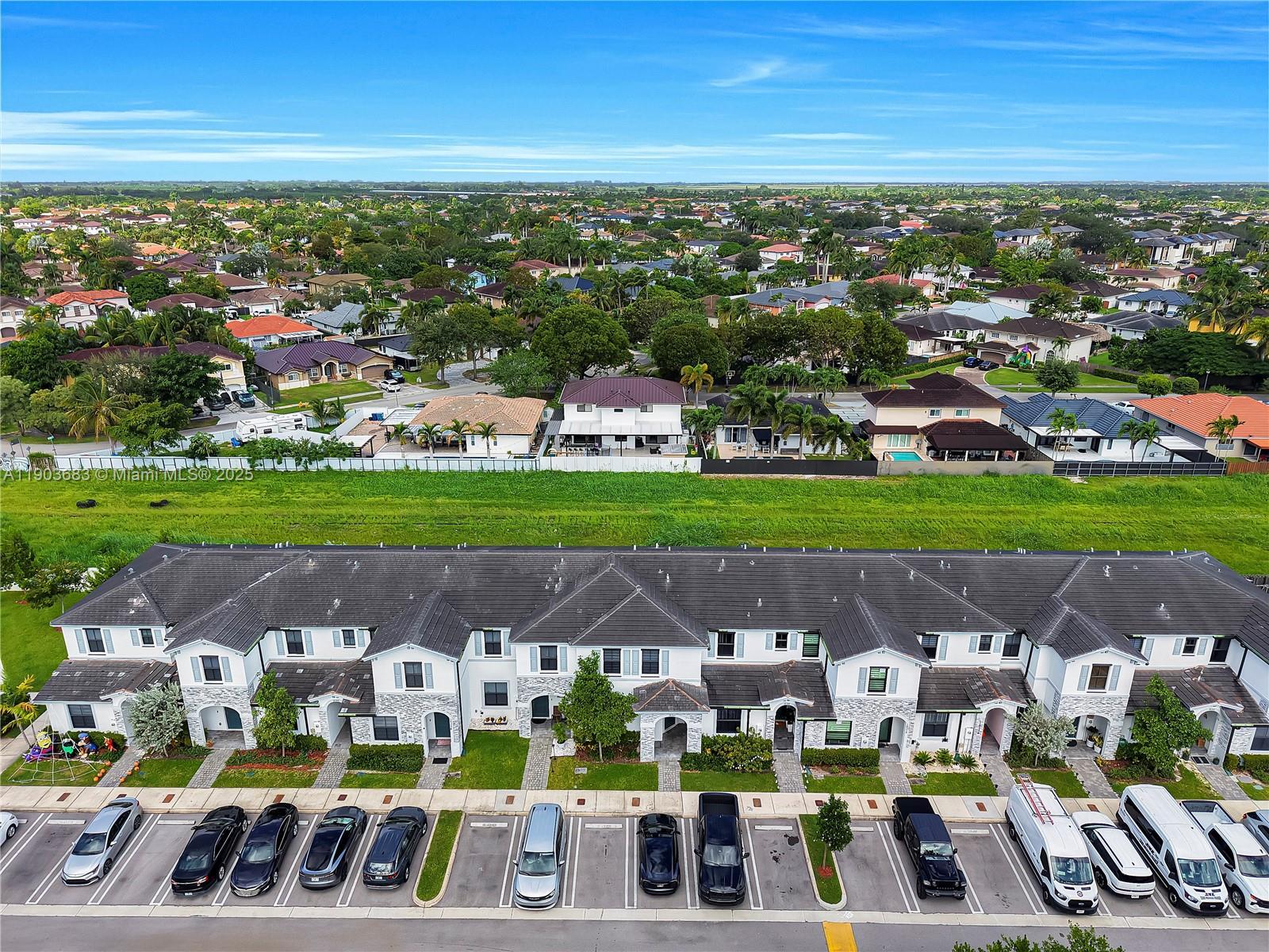 18320 SW 148th Rd, Miami FL 33187 photo 4