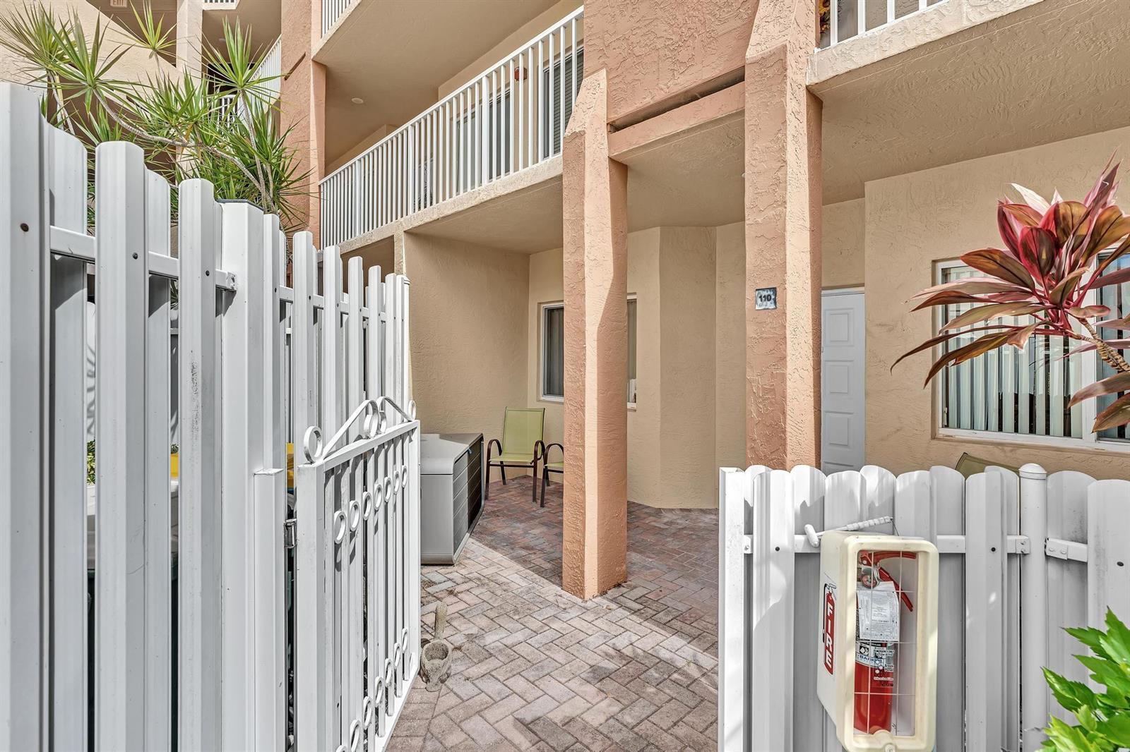 7775 Yardley Drive # 110, Tamarac FL 33321 photo 3