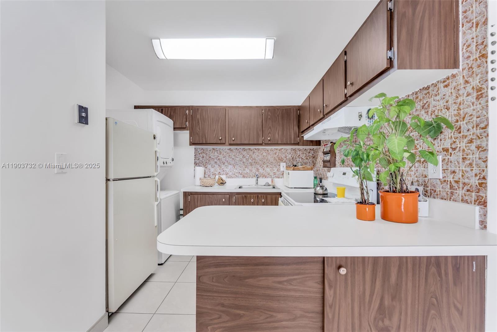 3661 SW 9th Ter # 402, Miami FL 33135 photo 4