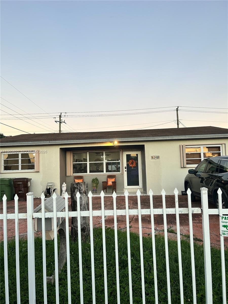 6341 E 6th Ave, Hialeah FL 33013 photo 2