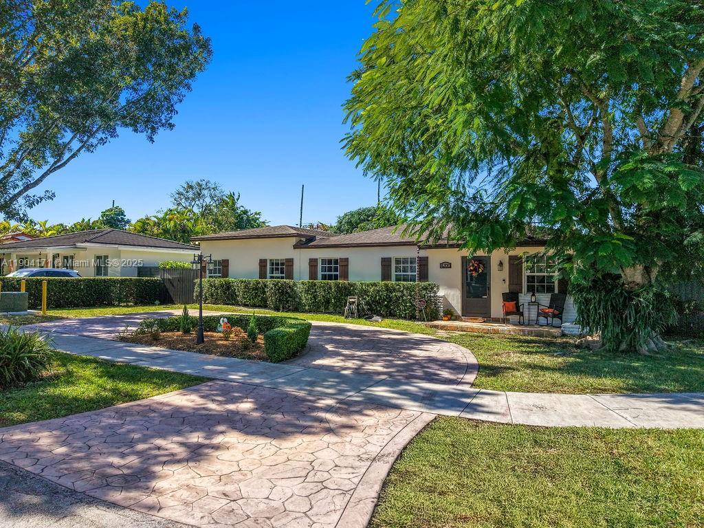 4200 SW 60th Ct, Miami FL 33155 photo 3