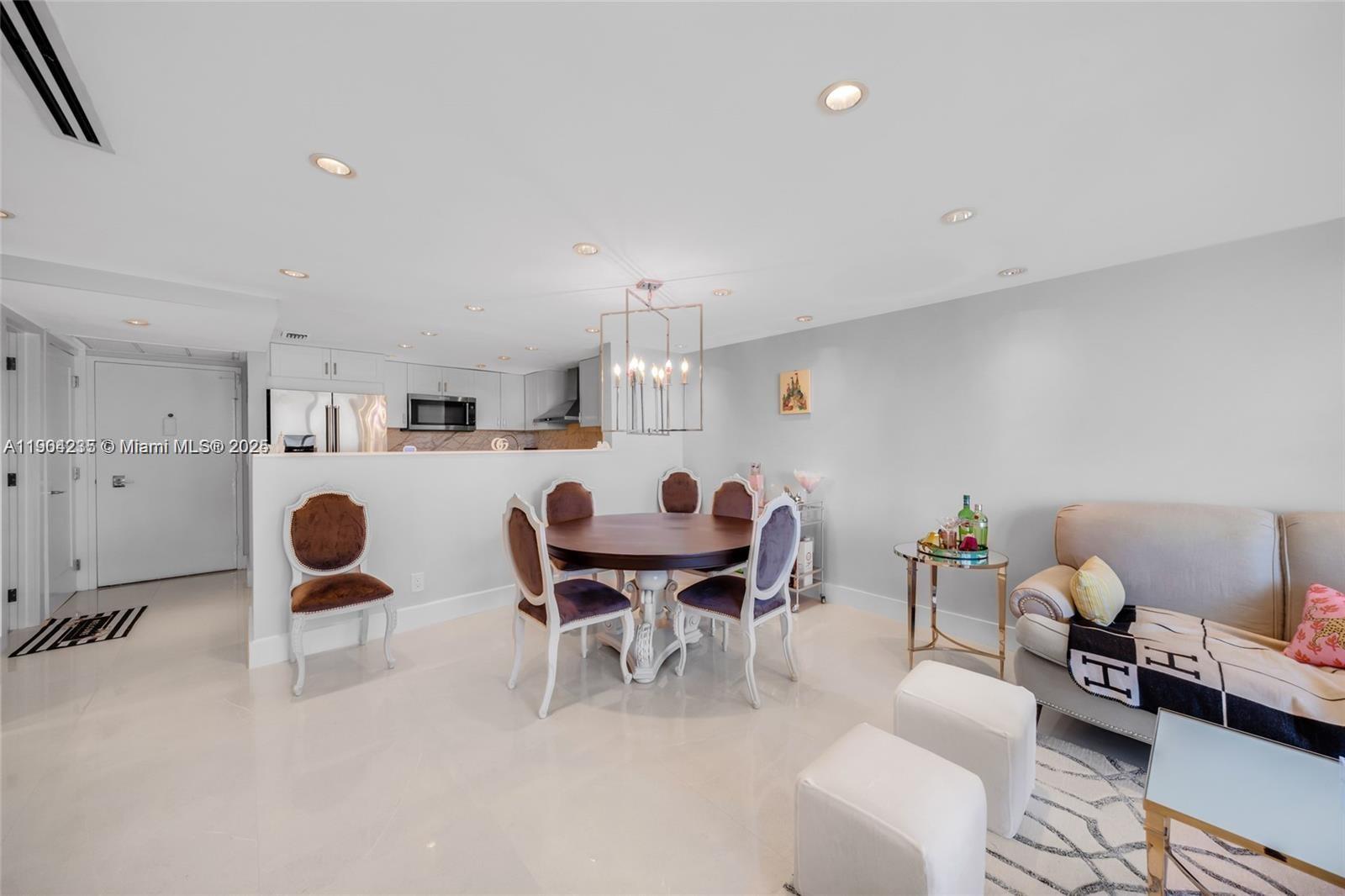 5838 Collins Ave # 2F, Miami Beach FL 33140 photo 5