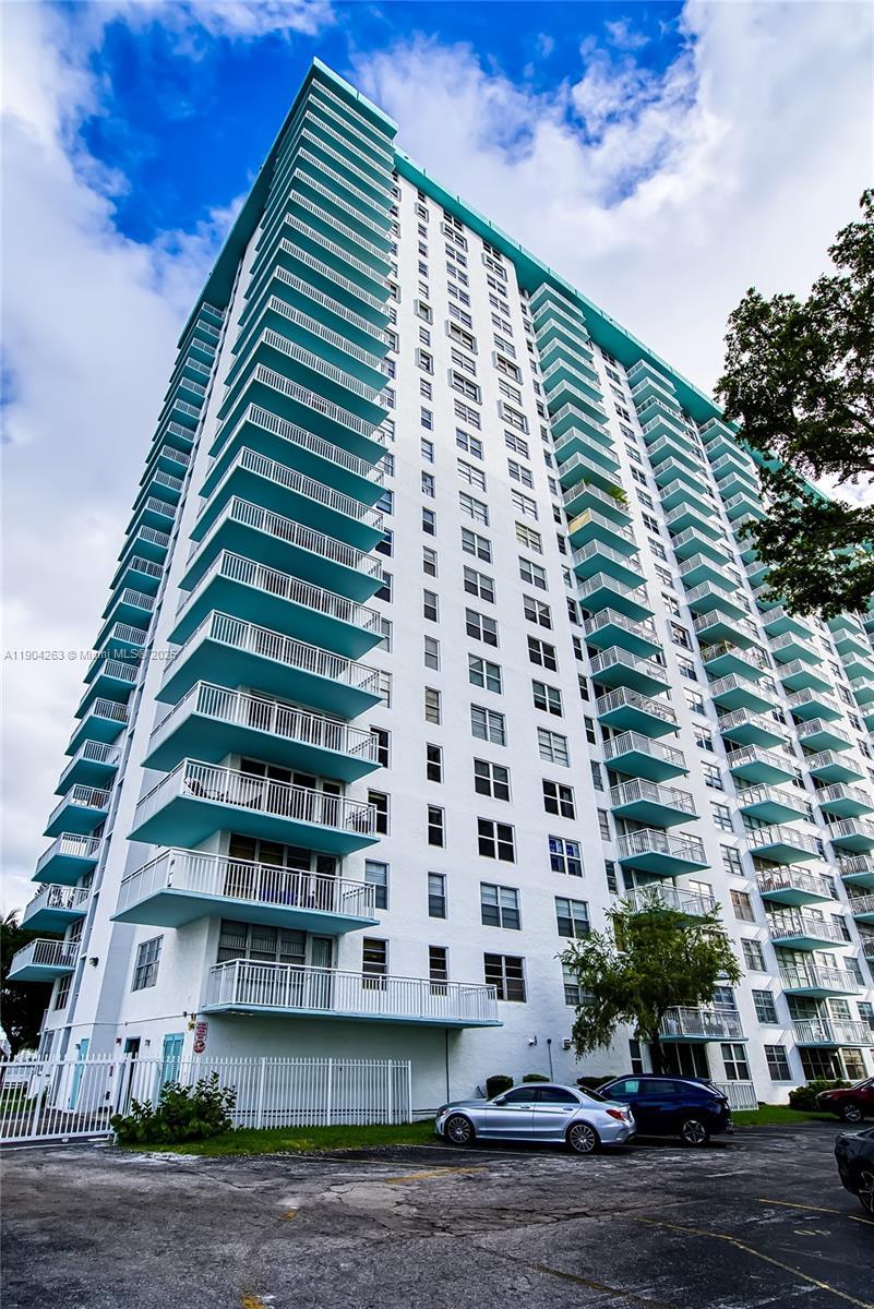 301 174th St # 2208, Sunny Isles Beach FL 33160 photo 3