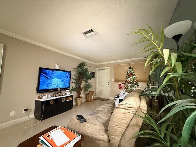 3930 Crystal Lake Drive # 107, Deerfield Beach FL 33064 photo 5