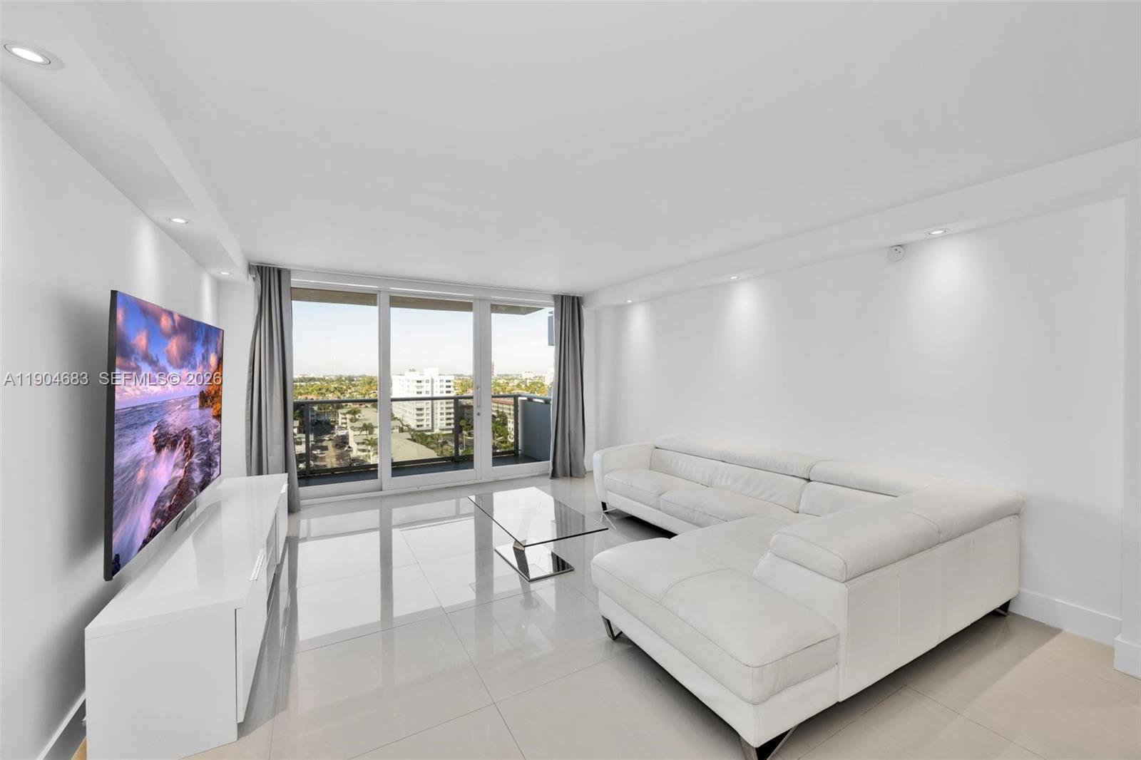 3140 S Ocean Dr # 1011, Hallandale Beach FL 33009 photo 2