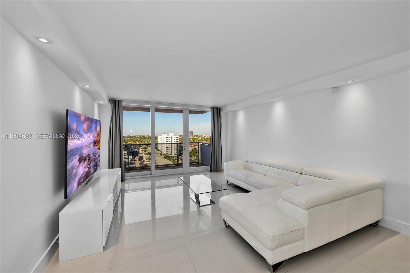 3140 S Ocean Dr # 1011, Hallandale Beach FL 33009 photo 4
