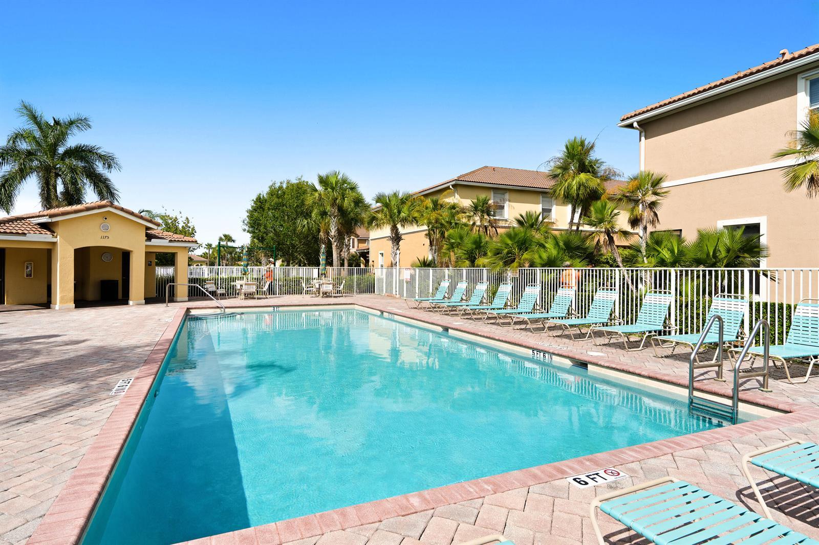 1117 Normandie Way, Vero Beach FL 32960 photo 2