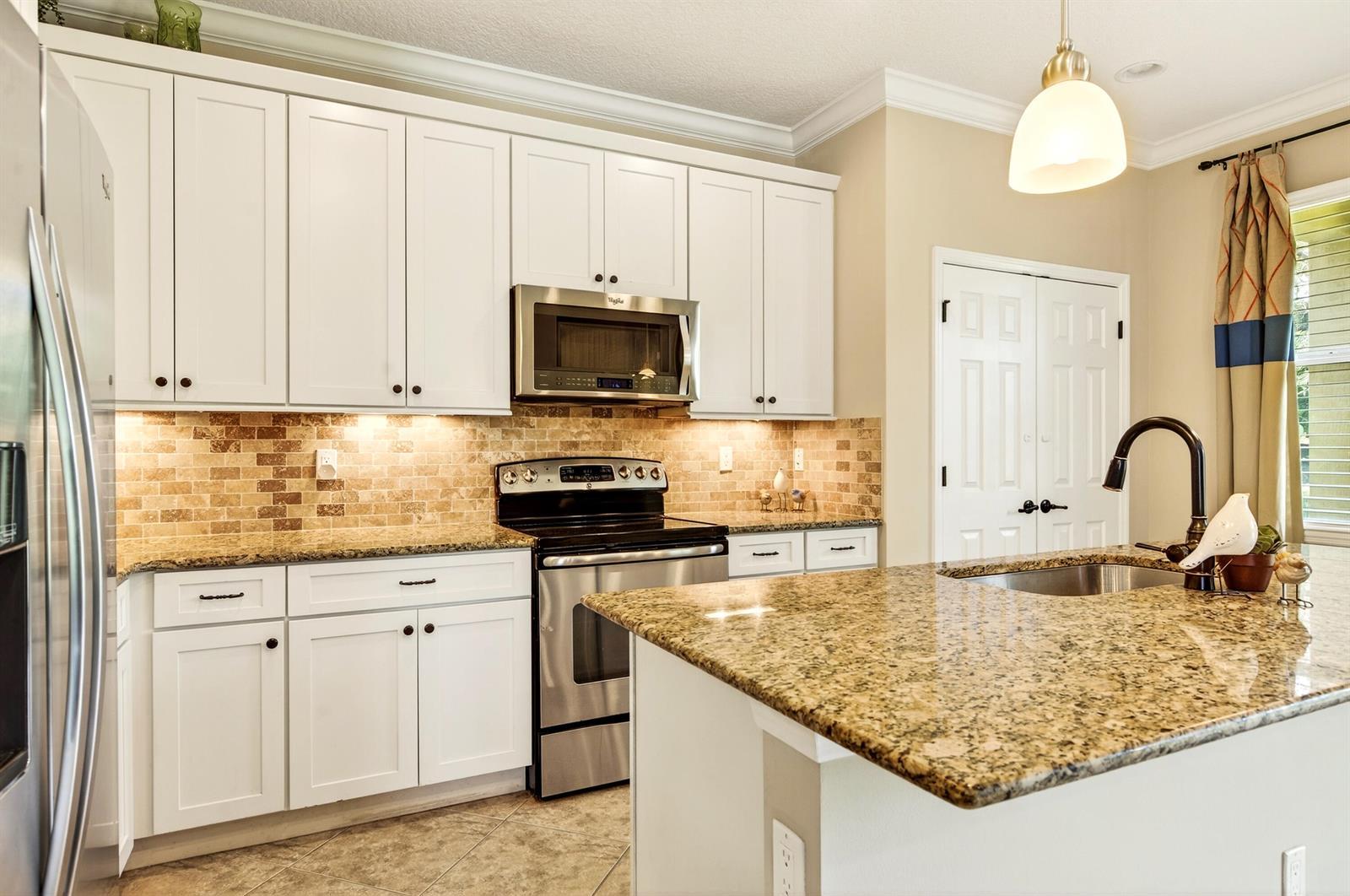 1117 Normandie Way, Vero Beach FL 32960 photo 3