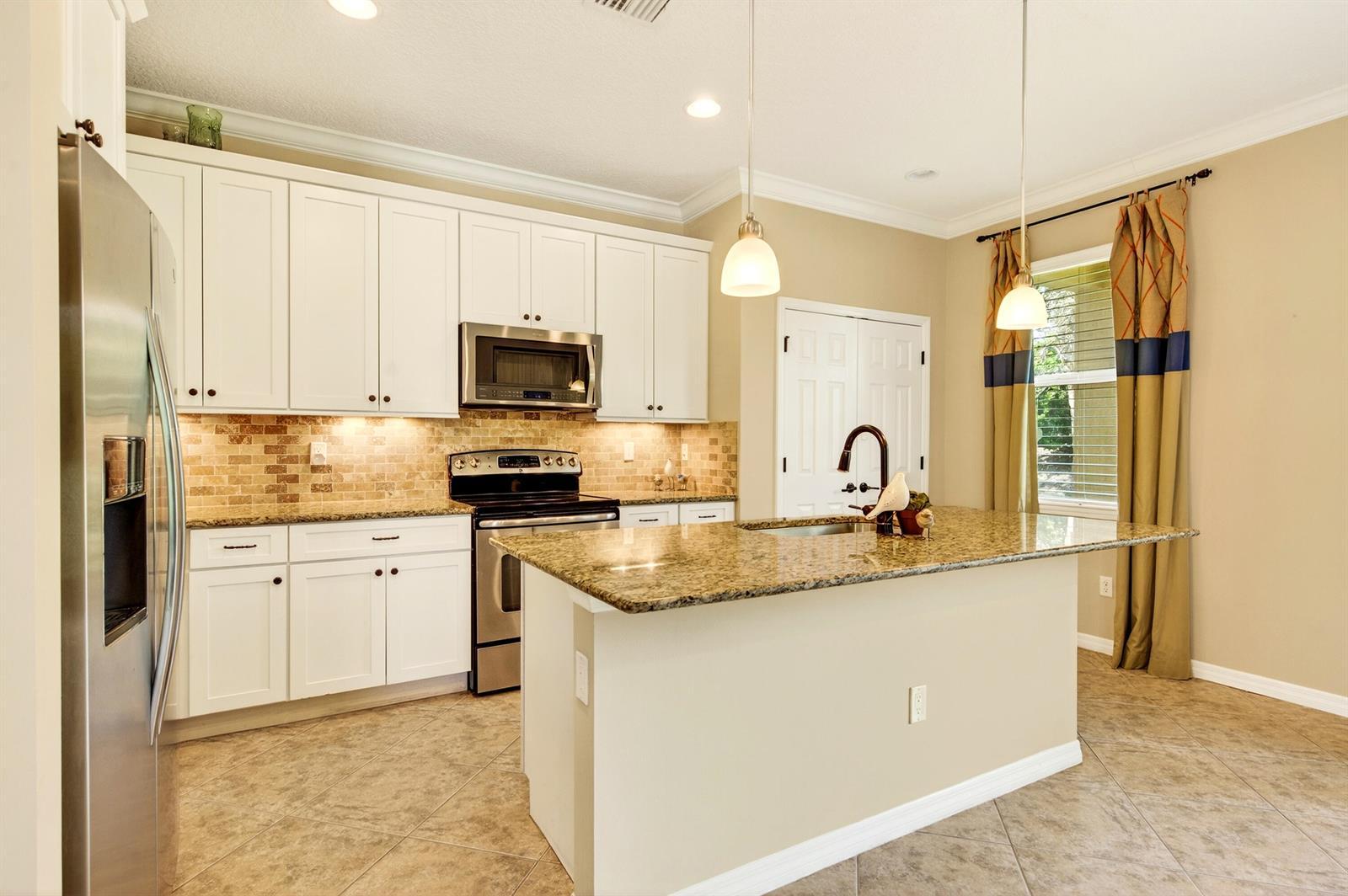 1117 Normandie Way, Vero Beach FL 32960 photo 4