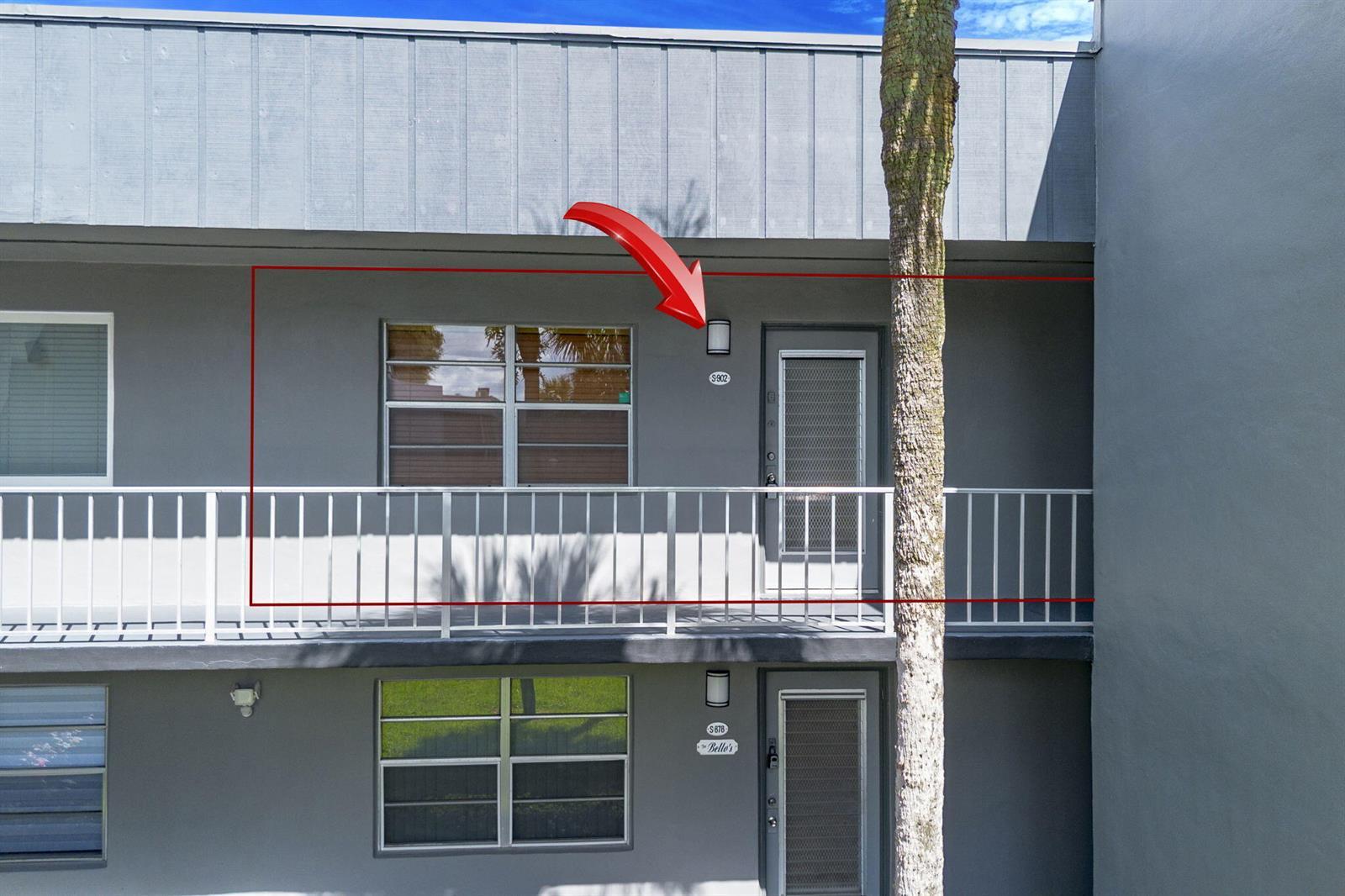 902 Normandy, Delray Beach FL 33484 photo 2