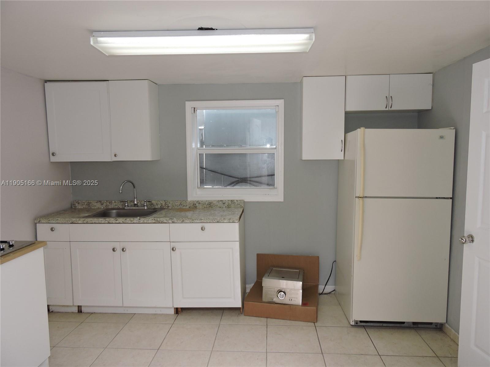 681 NE 3rd Pl # 5, Hialeah FL 33010 photo 5