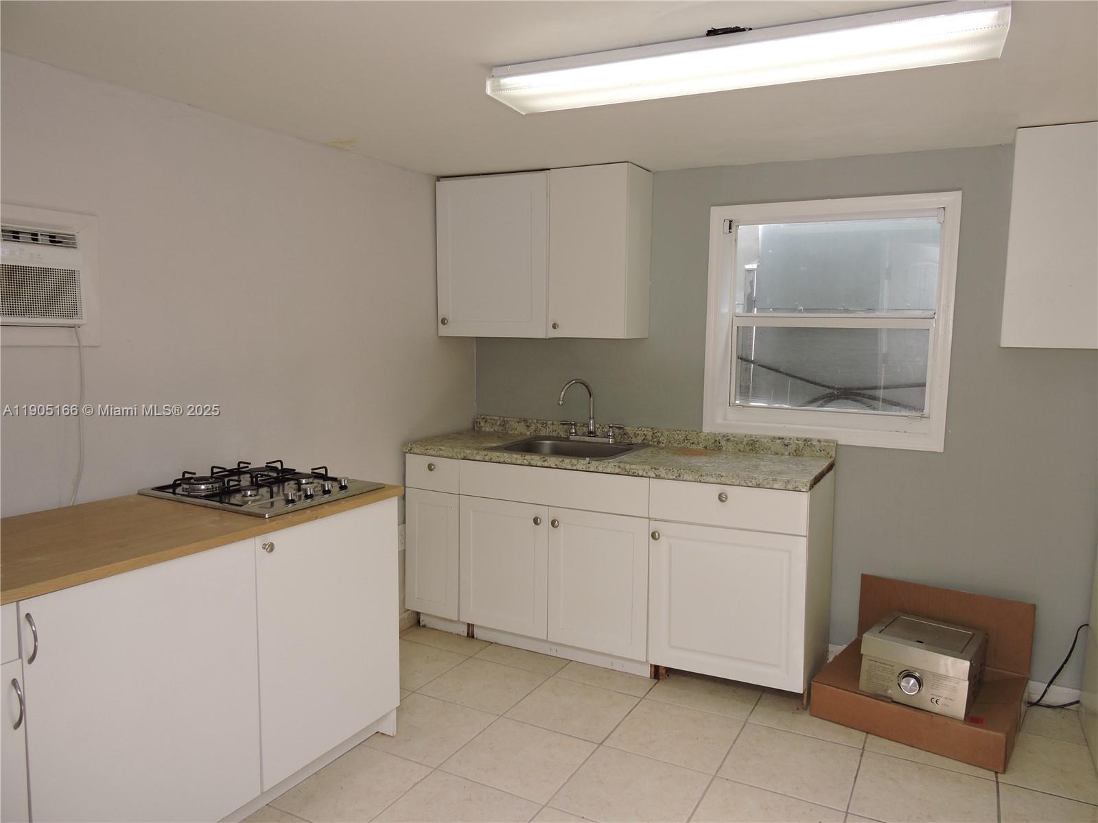 681 NE 3rd Pl # 5, Hialeah FL 33010 photo 4