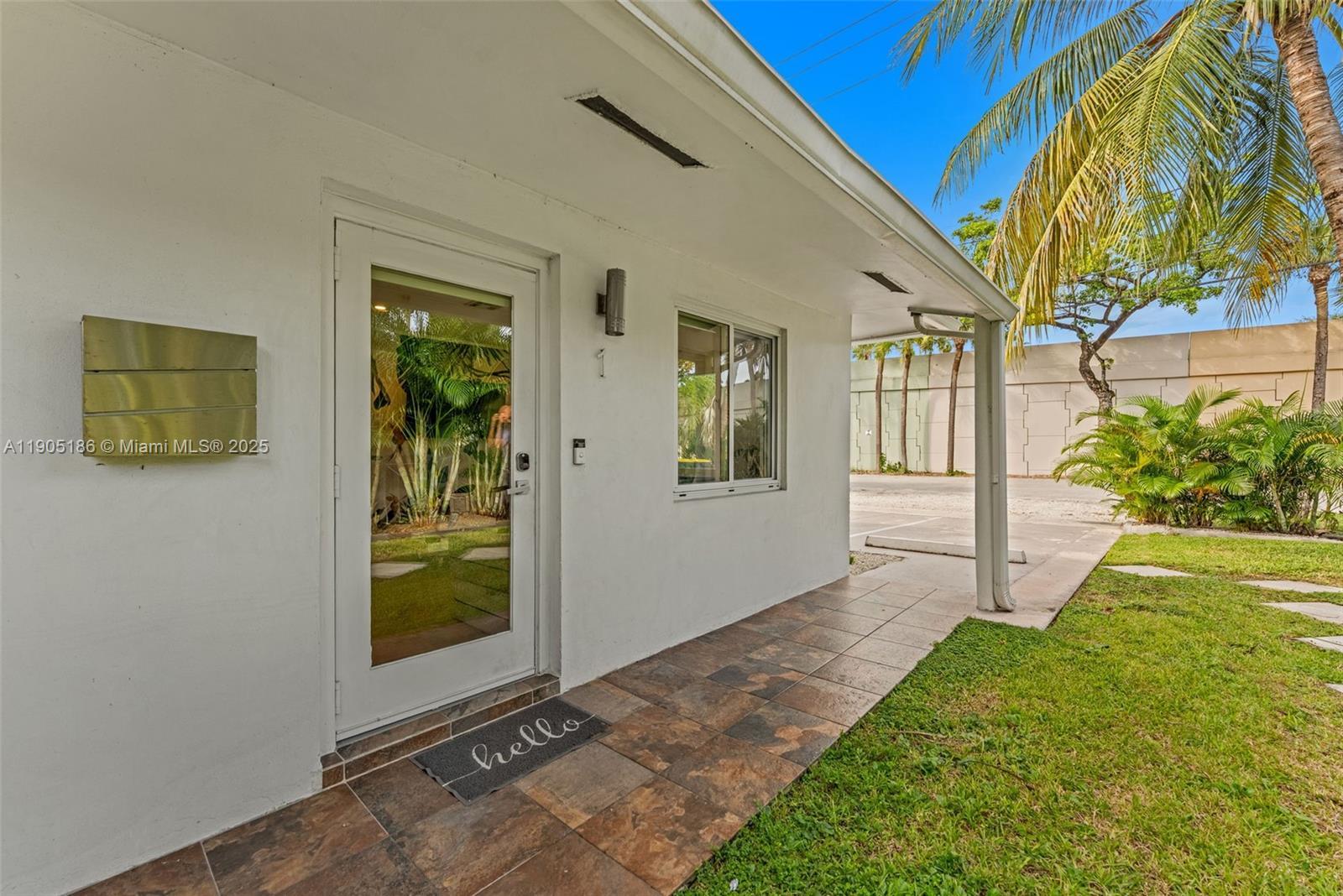 1477 NW 10th St, Dania Beach FL 33004 photo 5
