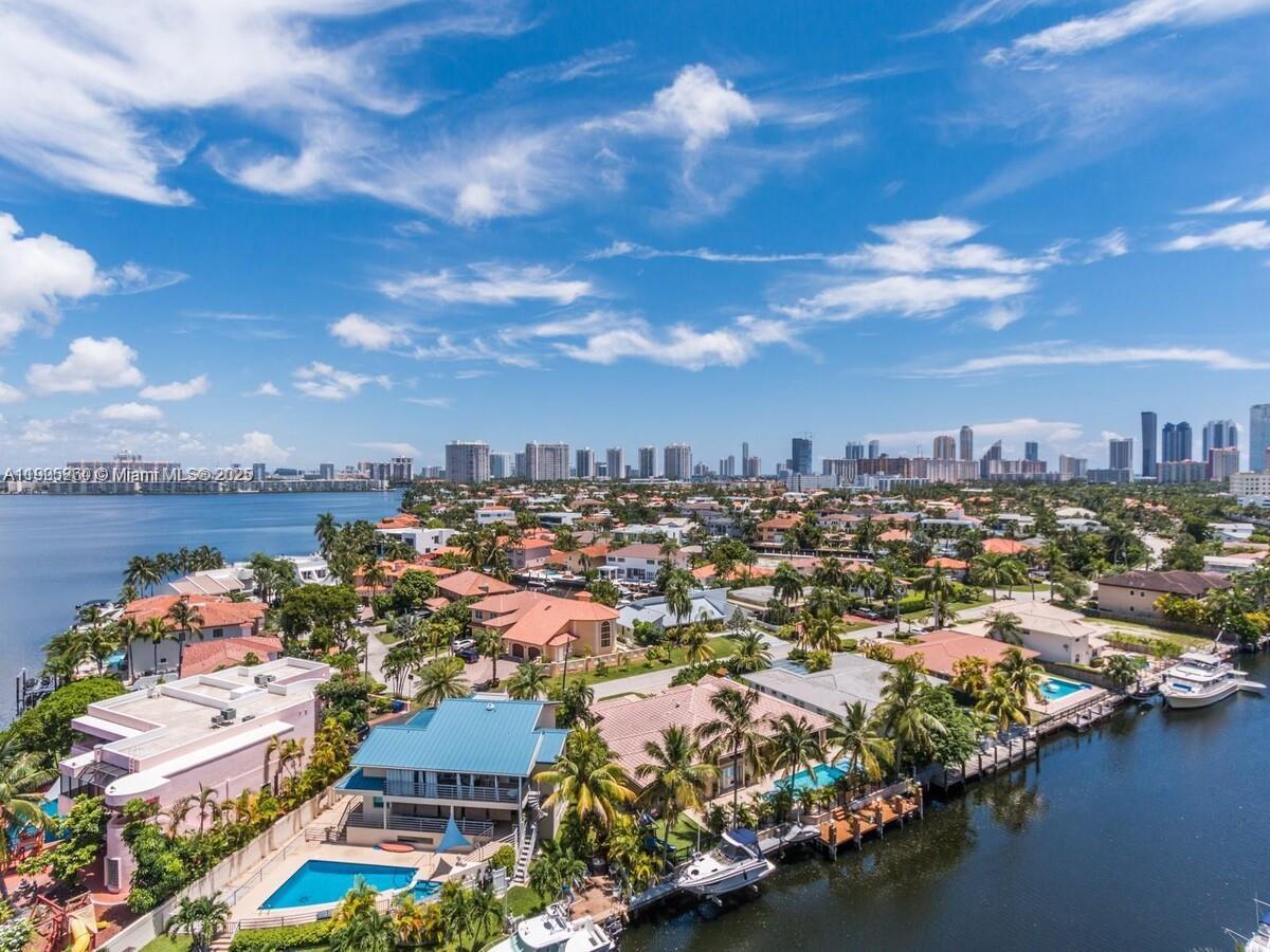 2841 NE 163rd St # 1211, North Miami Beach FL 33160
