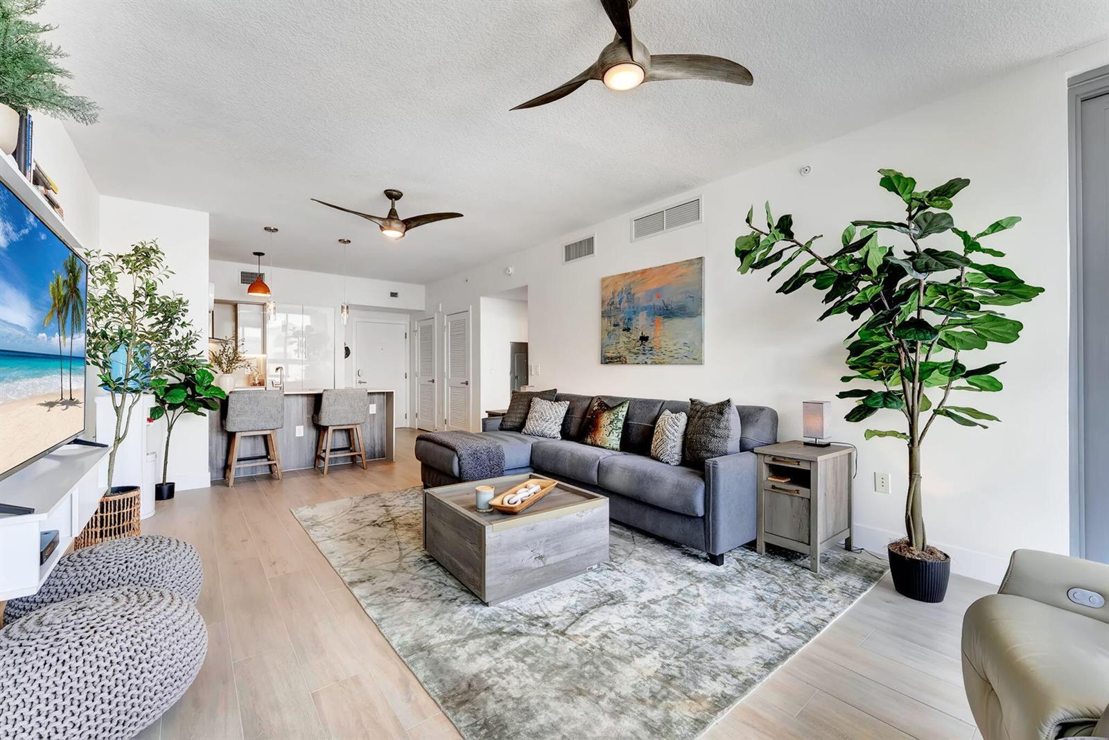 111 SE 1st Avenue # 517, Delray Beach FL 33444 photo 2