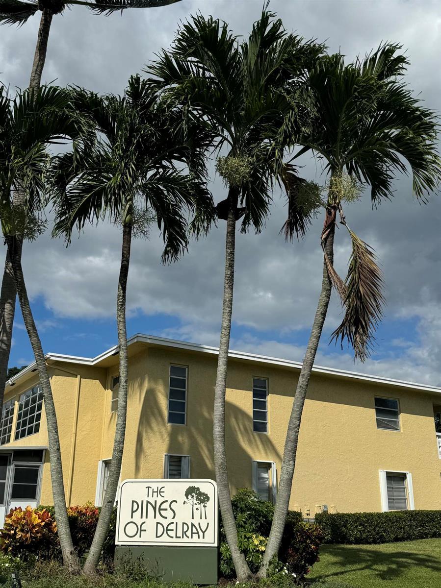 1141 Violet Terrace # 202, Delray Beach FL 33445