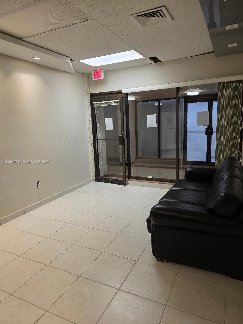 1985 S Ocean Dr # 3L, Hallandale Beach FL 33009 photo 2