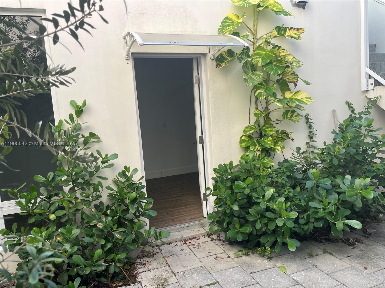 10330 NW 66 ST # 0, Doral FL 33178