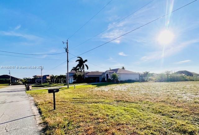 416 NW 38 pl, Cape Coral FL 33993 photo 3