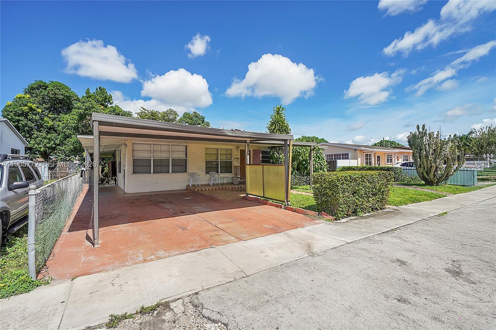 671 E 53rd St, Hialeah FL 33013 photo 3