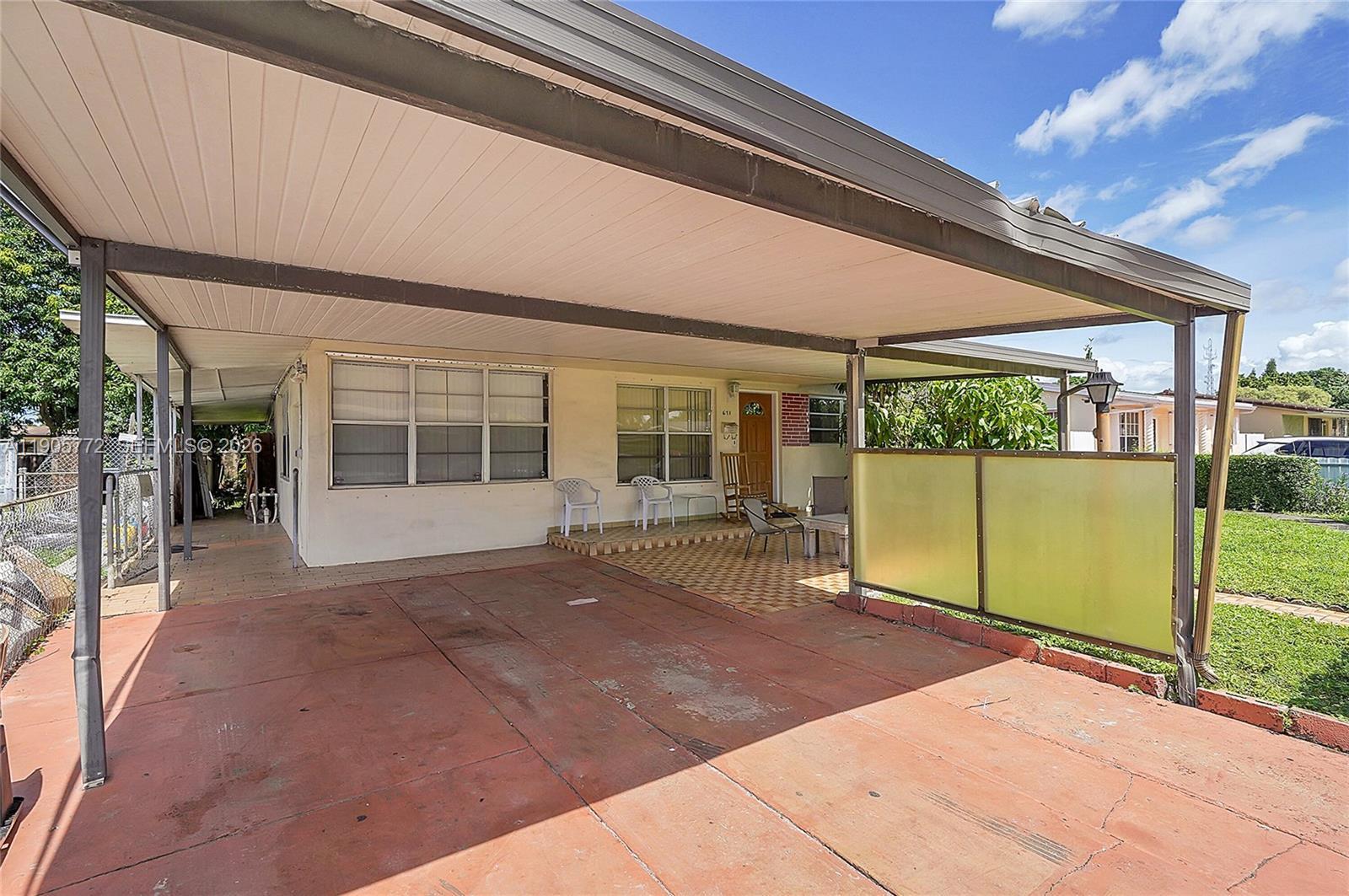 671 E 53rd St, Hialeah FL 33013 photo 4