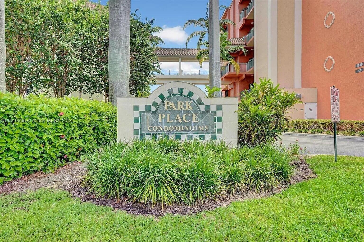 1640 Presidential Way # 403, West Palm Beach FL 33401 photo 2
