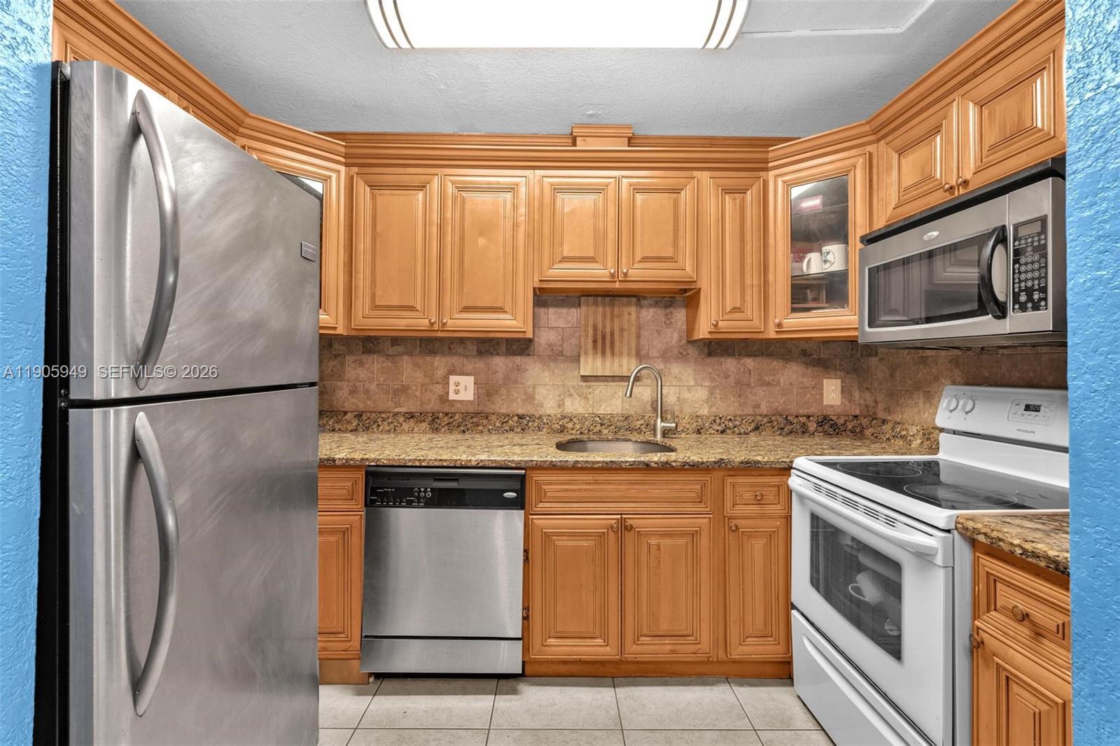 3270 NW 104th Ave # 3270, Coral Springs FL 33065 photo 2