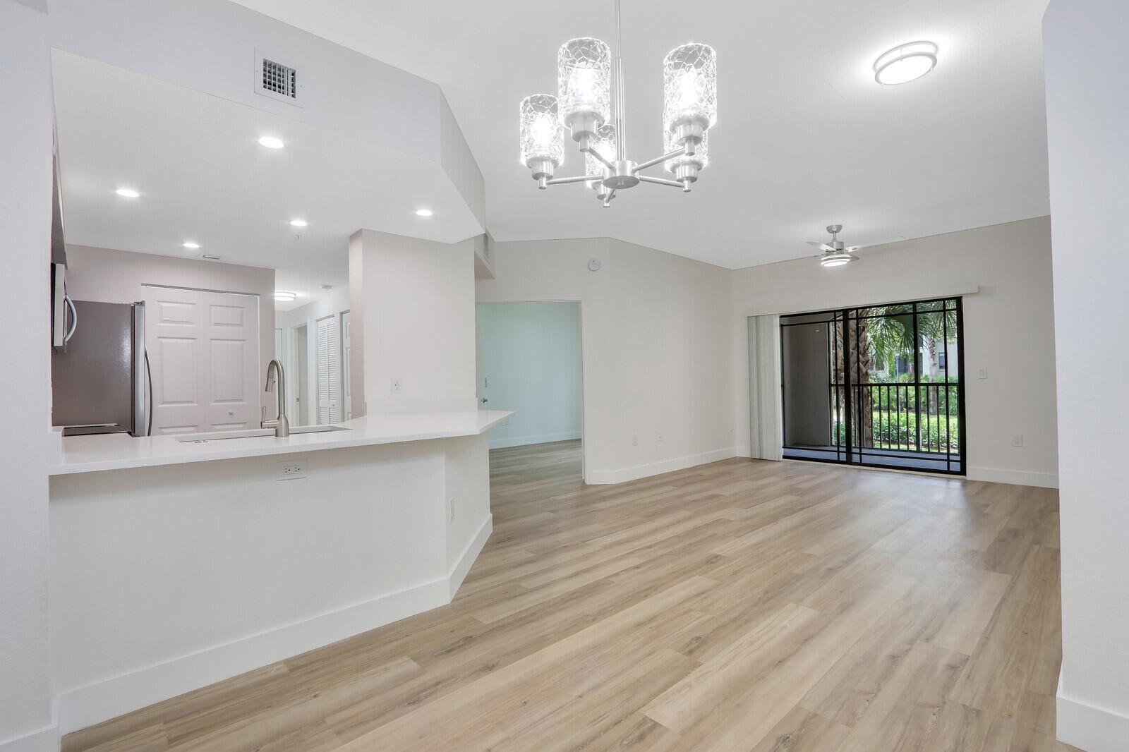 3023 Alcazar Place # 203, Palm Beach Gardens FL 33410