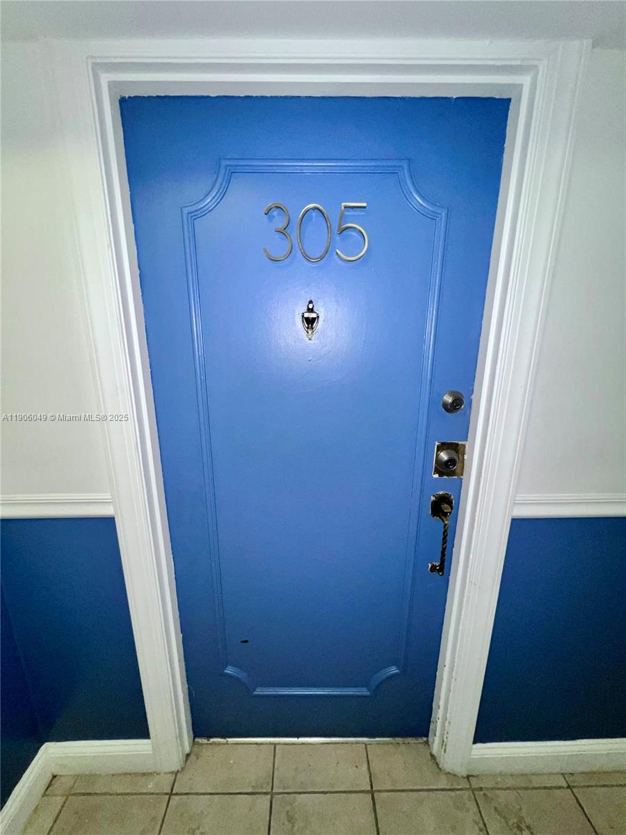 12290 NE 11th Ct # 305, North Miami FL 33161 photo 2