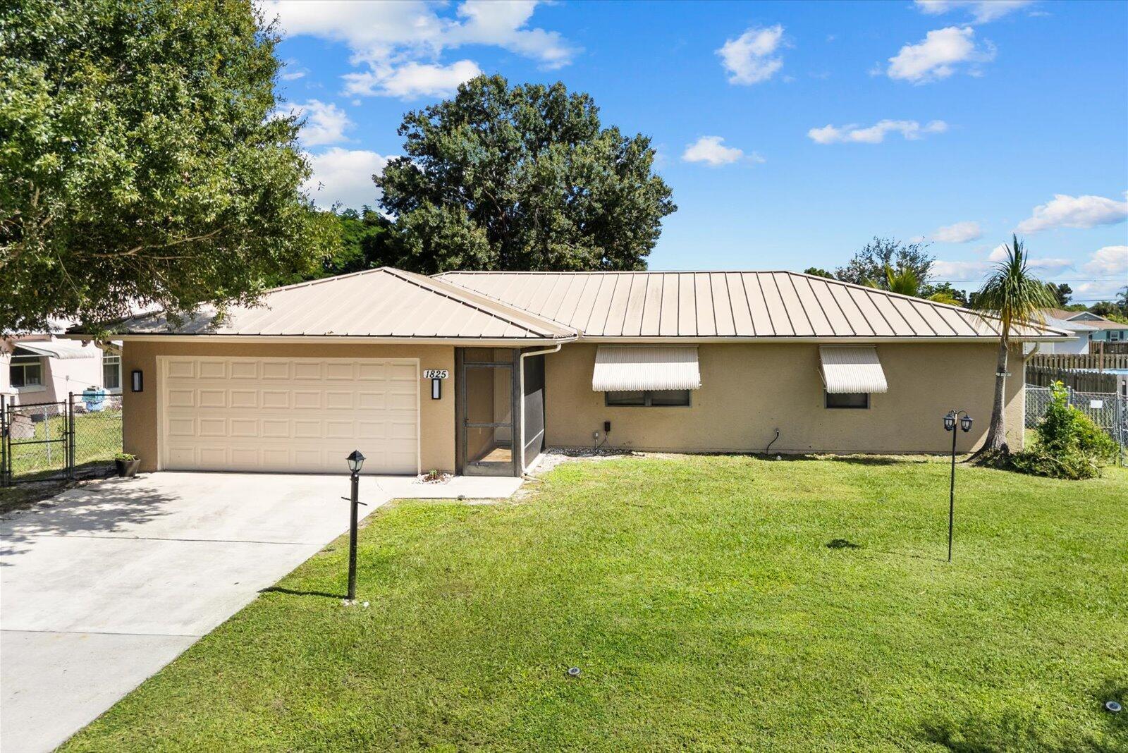1825 SW Cameo Boulevard, Port St. Lucie FL 34953