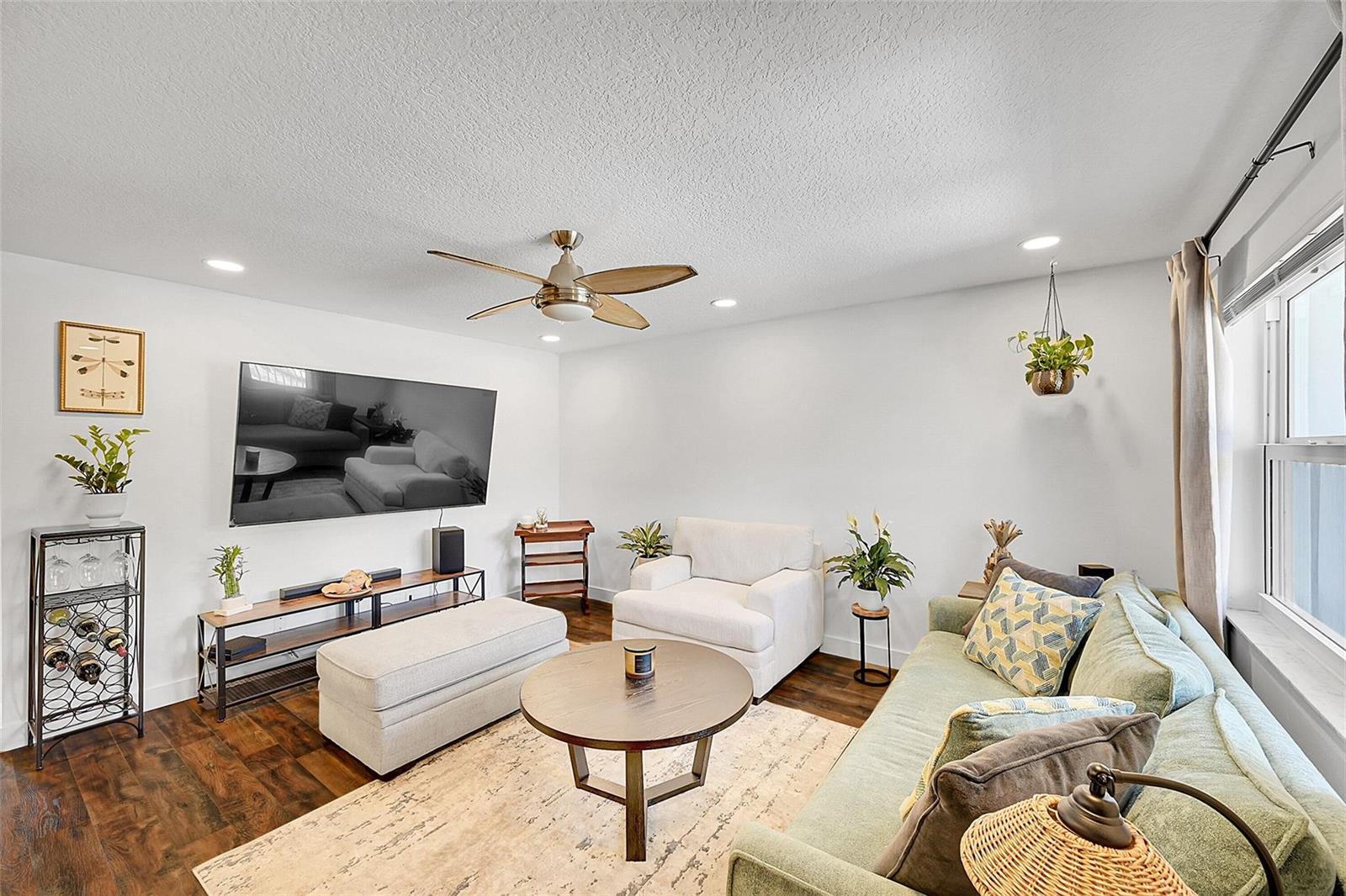 2850 NE 14th St Causeway # 203, Pompano Beach FL 33062