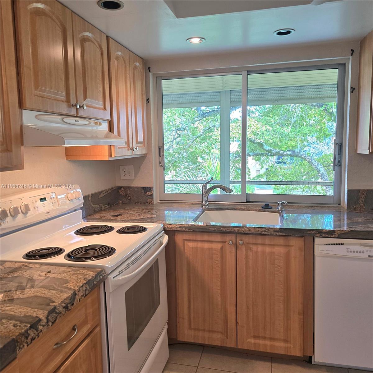 9070 Lime Bay Blvd # 301, Tamarac FL 33321 photo 4