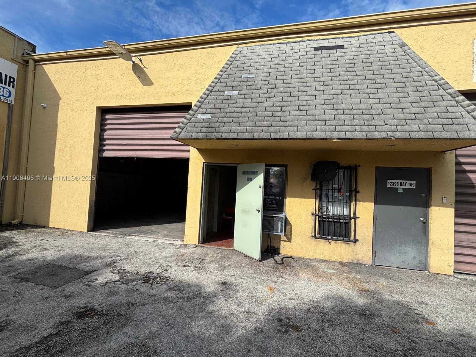 12398 SW 128th St, Miami FL 33186 photo 2