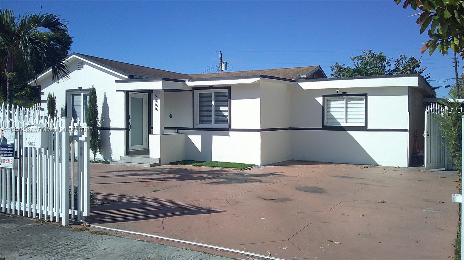 5066 E 9th Ct, Hialeah FL 33013 photo 3