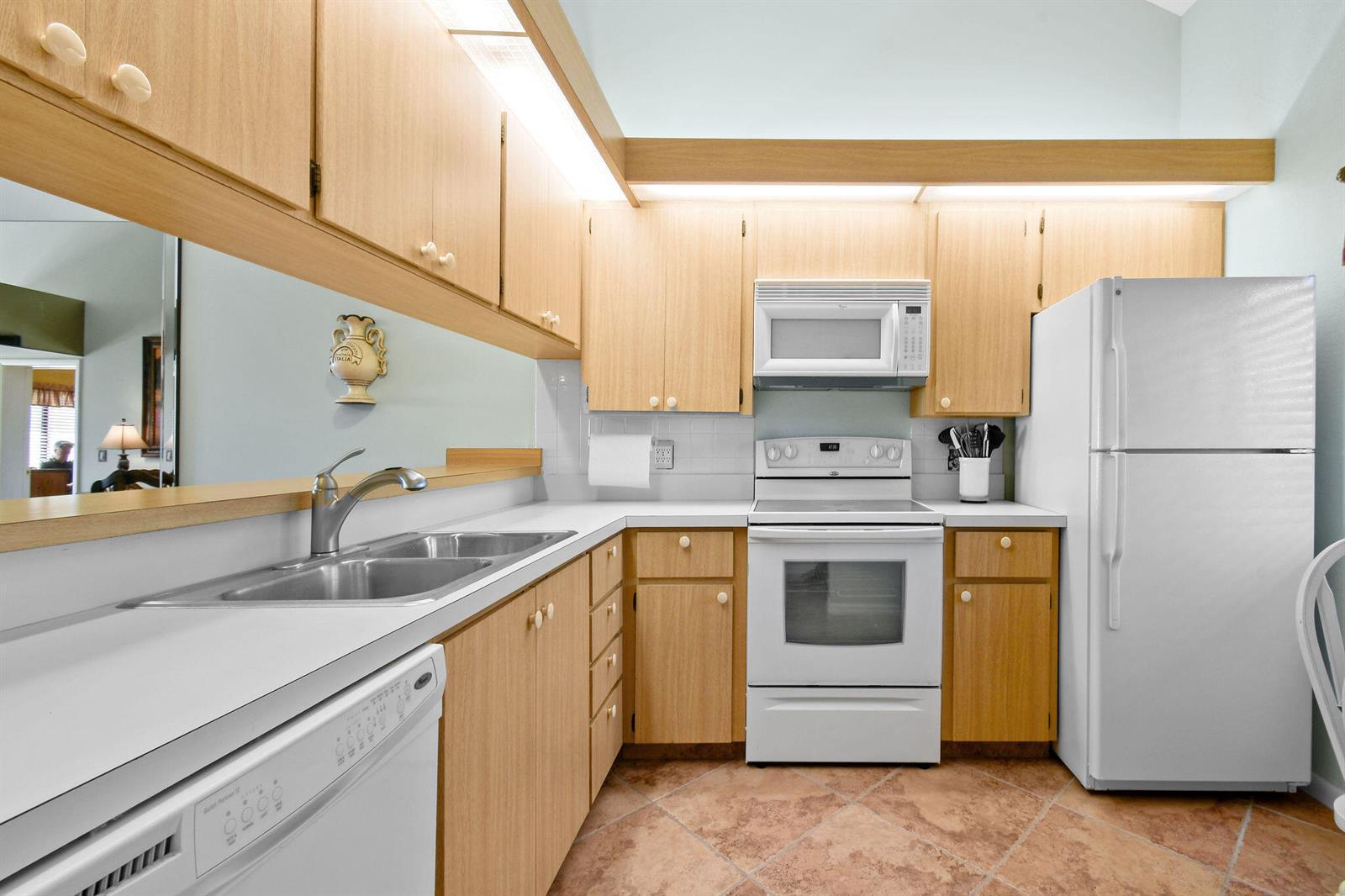 1601 Marina Isle Way # 505, Jupiter FL 33477 photo 5