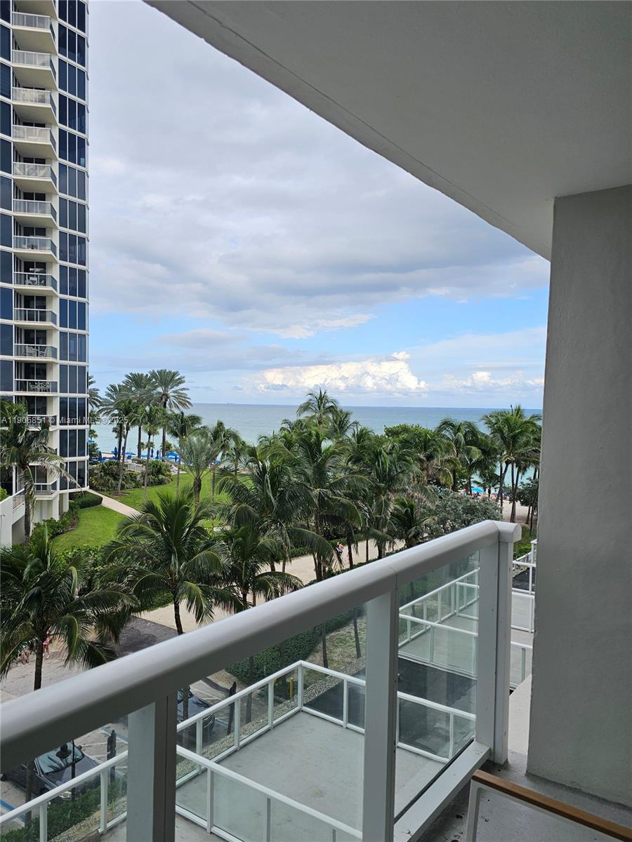 19201 Collins Ave # 324, Sunny Isles Beach FL 33160 photo 2