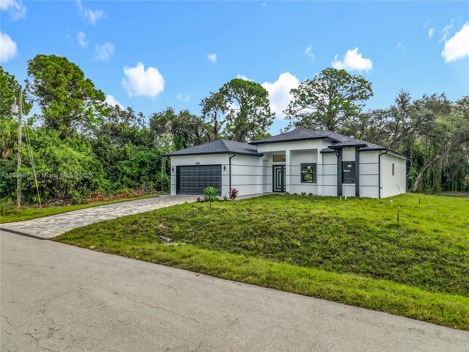 900 Sheldon Ave, Lehigh Acres FL 33936 photo 2